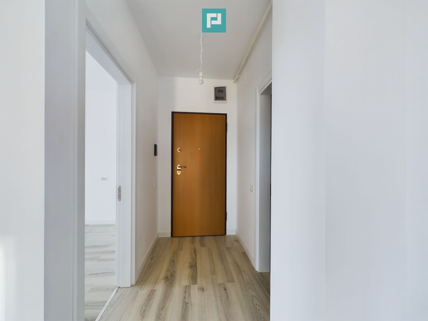 Apartament spațios cu 2 camere în Torontalului - Poză 5