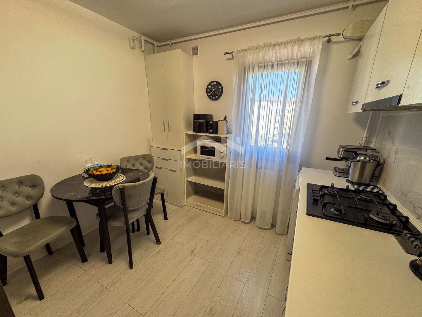 Apartament 3 camere de vanzare - modernizat 2024 - Poarta 6 - Poză 13