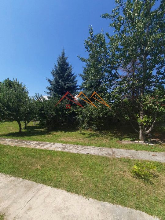 Casa tip conac, teren 4000 mp, finisaje deosebite, garaj, Prahova - Poză 4