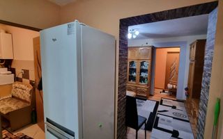 De vanzare apartament 3 camere - Poză 5