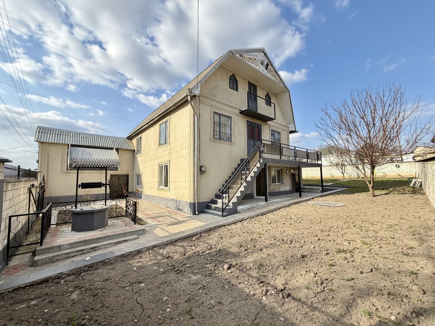 Casa în or.Ialoveni centru - Poză 4