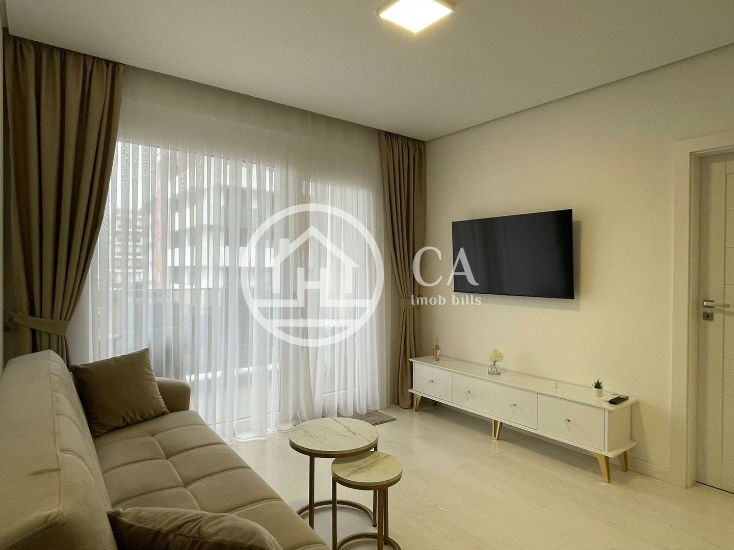 Apartament de închiriat cu 2 camere LUX  în WEST RESIDENCE, Oradea - Poză 3
