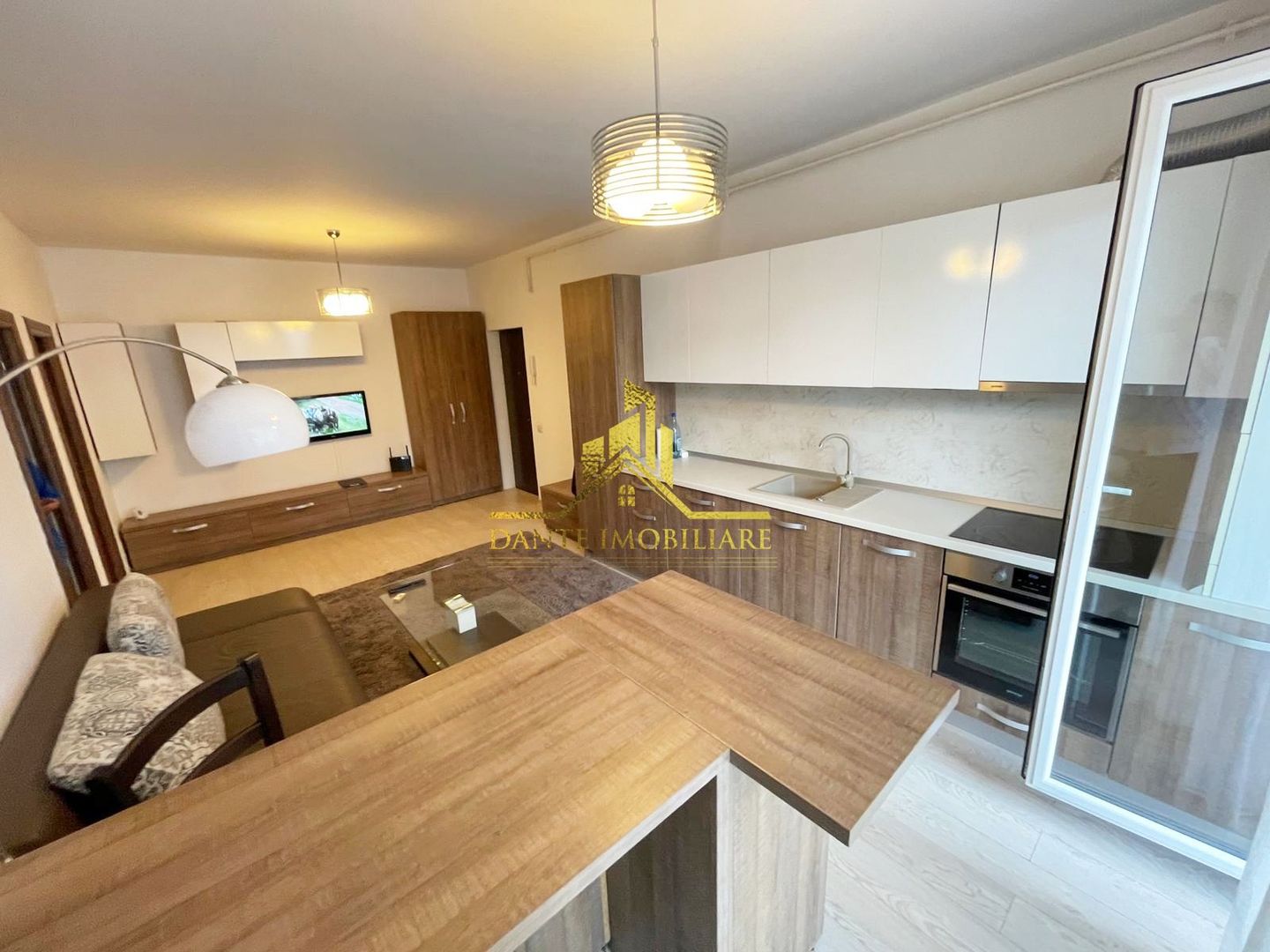 2 camere, semidecomandat, mobilat modern, bloc nou, balcon, Centru - Poză 5