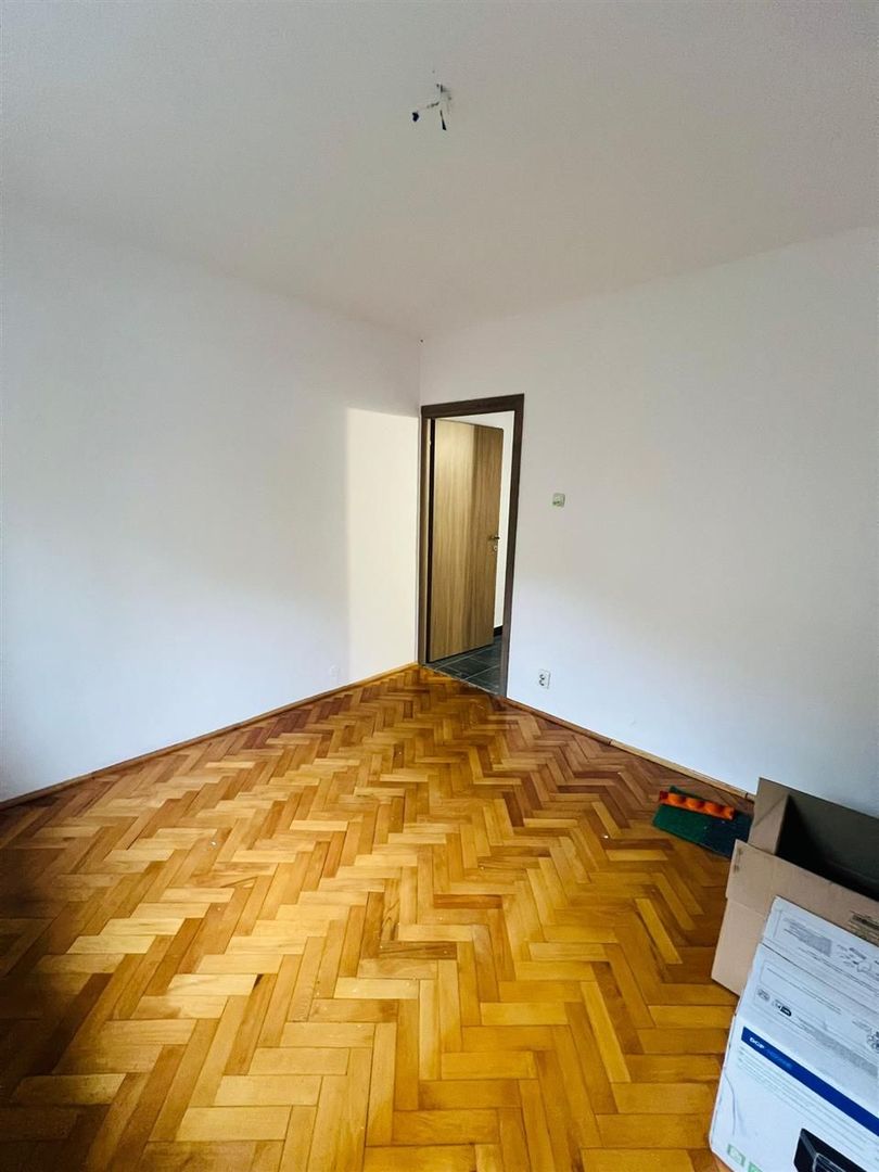 Apartament cu 2 camere de inchiriat Bulevardul Decebal - Poză 4