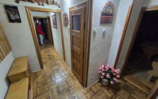 Apartament spațios cu 3 camere | Rădăuți - Poză 7