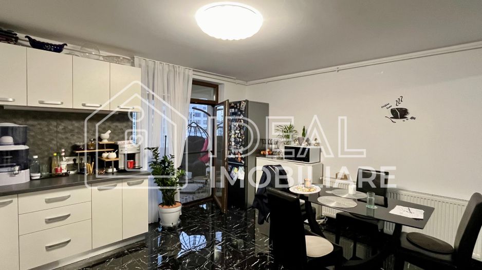 Penthouse cu 4 camere si terasa, complet Mobilat, zona Doamna Stanca - Poză 10