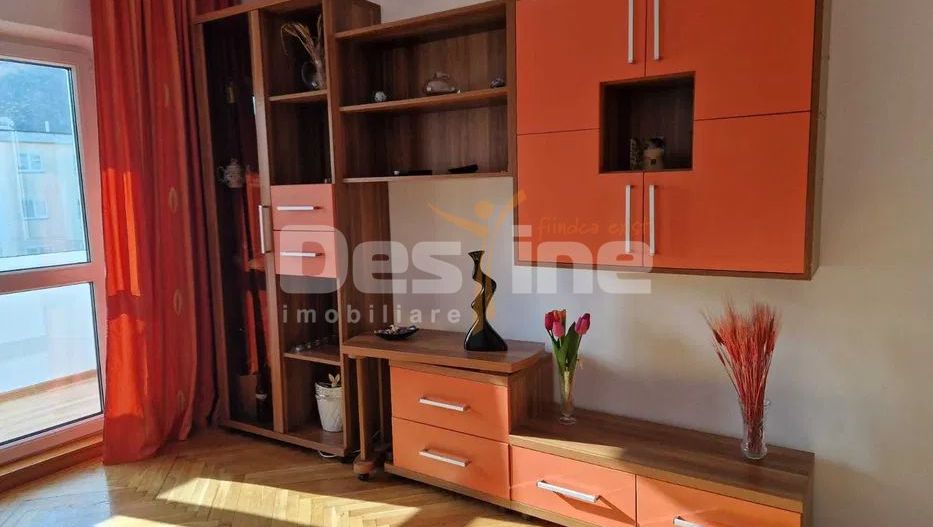 Apartament 3 camere la etaj intermediar, cu loc de parcare, zona Astra - Poză 3