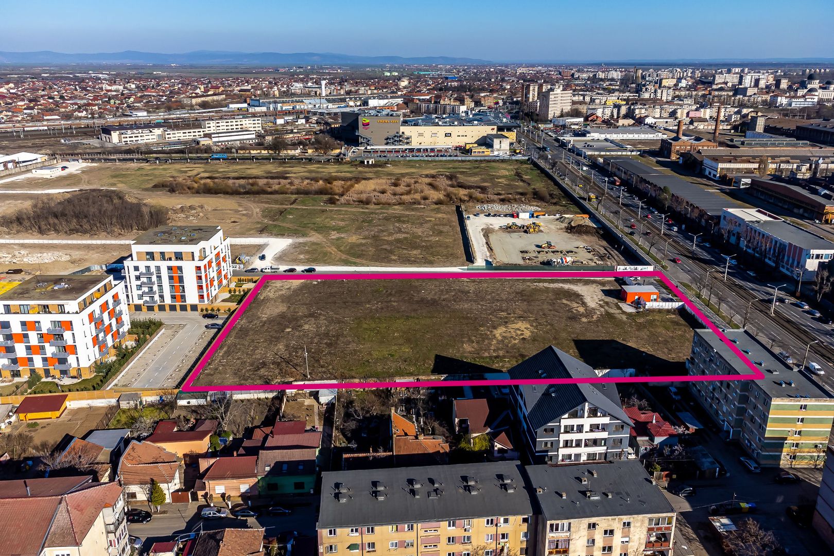 Teren central pentru dezvoltari rezidentiale si comerciale - Poză 5