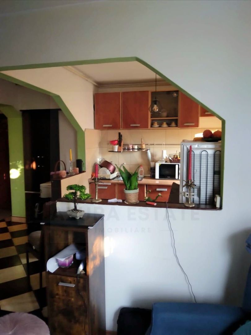 Apartament 2 camere 45 mp utili renovat etaj 3 in Cisnadie - Poză 5