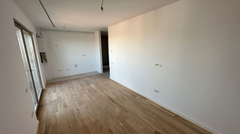 Apartament 3 camere - Poză 2