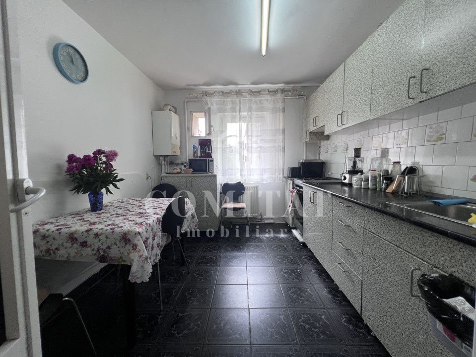 Apartament cu 4 camere și balcon | decomandat | zona West City Tower - Poză 8