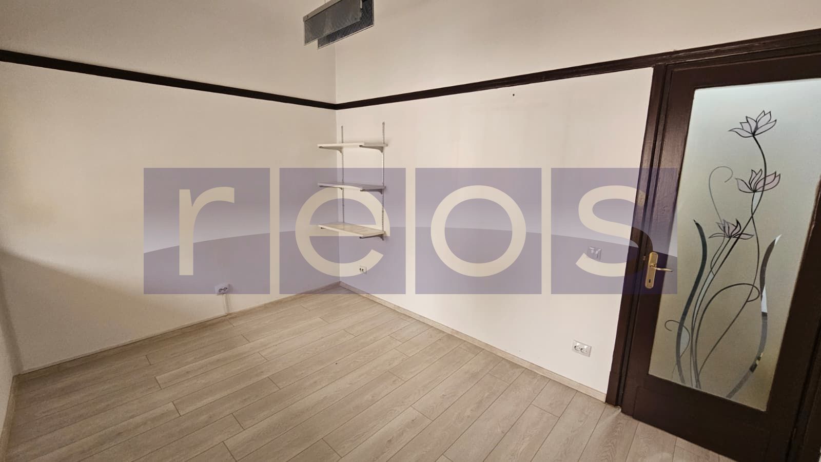 INCHIRIERE APARTAMENT ÎN VILĂ INTERBELICĂ – 5 CAMERE, ZONĂ CENTRALĂ - Poză 13