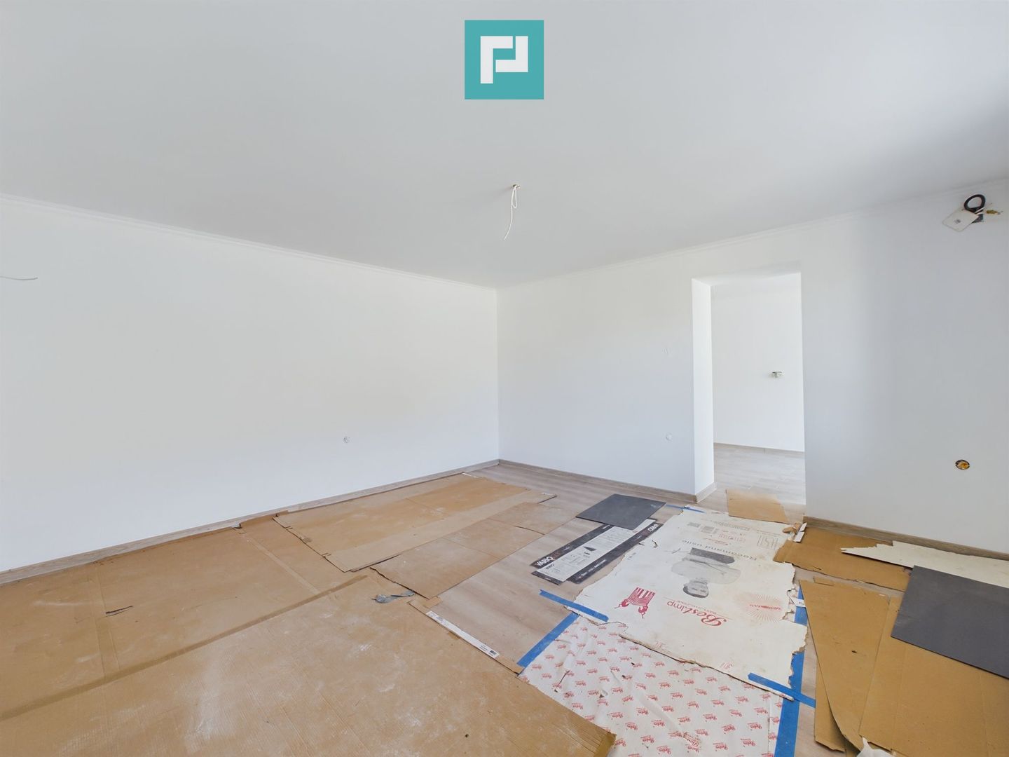 Casă în Vladimirescu - Poză 7