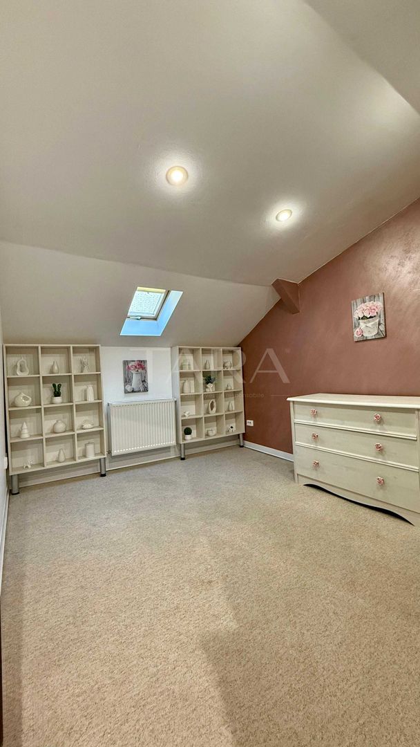 Casă cochetă în zona centrală – ideală locuință sau investiție - Poză 7