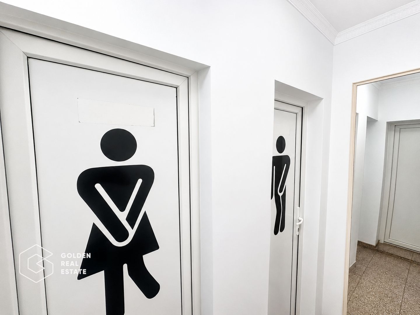 Spatiu pretabil salon infrumusetare, cabinet, 8 camere, Boul Rosu, 200mp - Poză 15