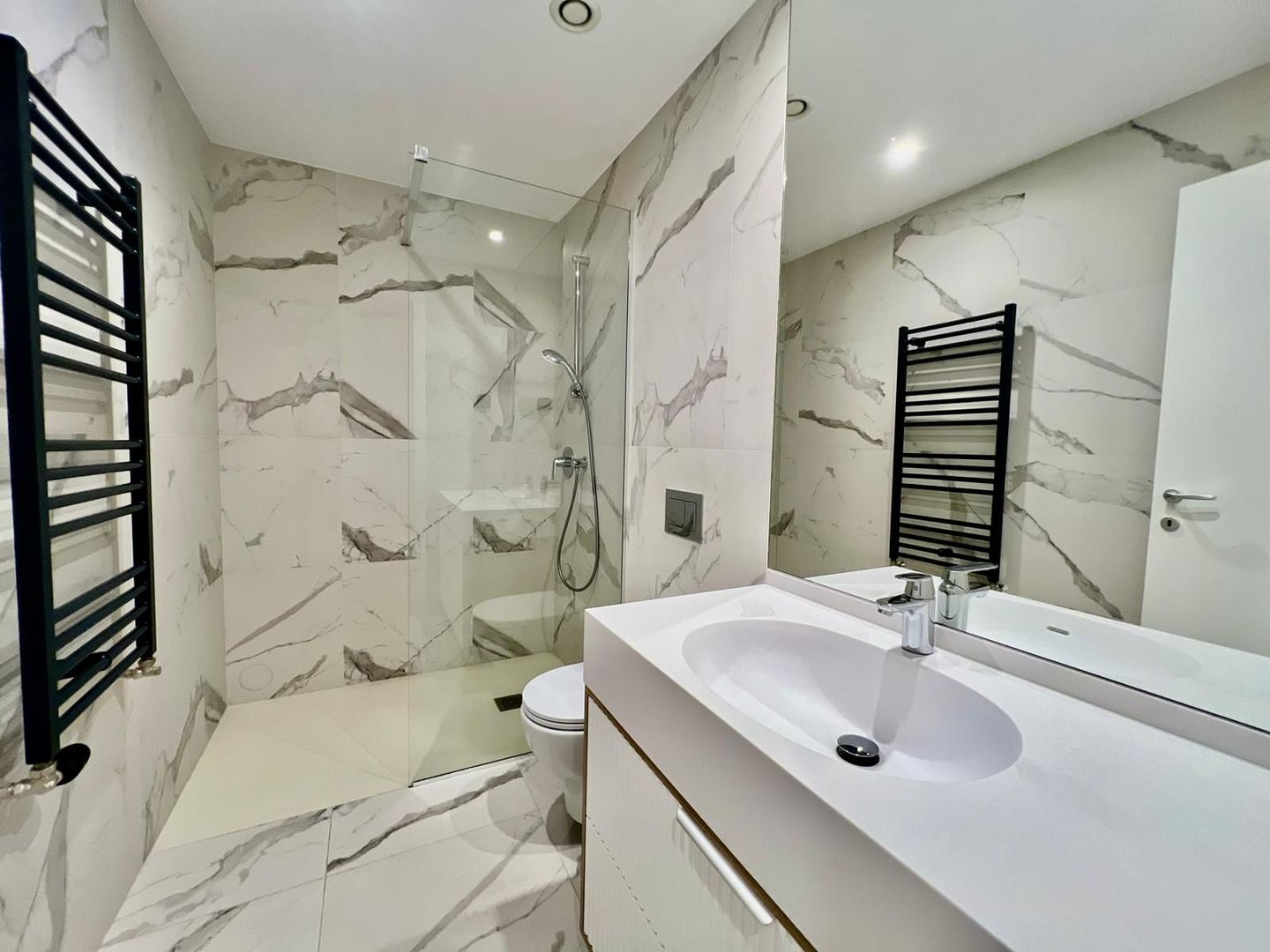 Apartament modern 3 camere I One Herastrau Towers - Poză 7