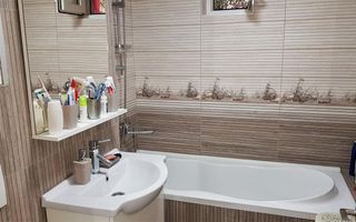 Apartament 3 camere, mobilat, utilat,  cartier Tolstoi Cetate - Poză 5