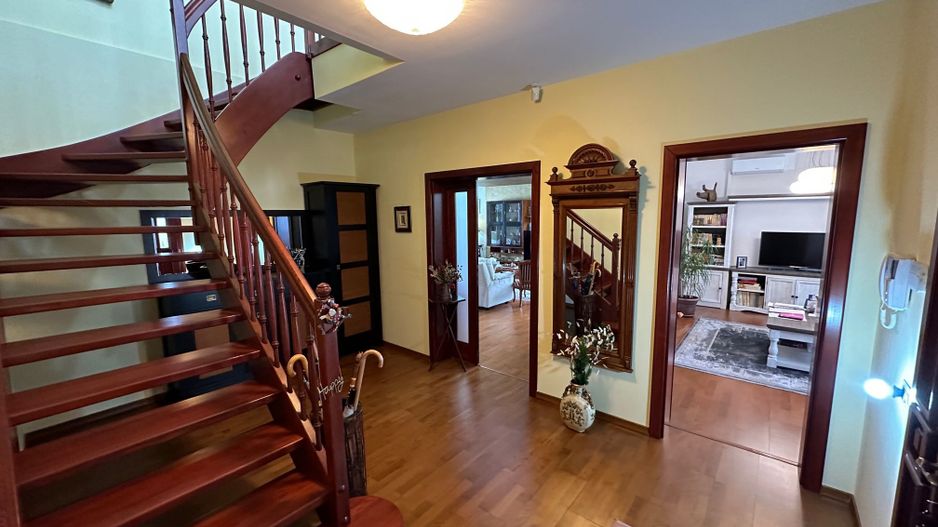 Casa calduroasa și primitoare  Dumbravita - Parc Primărie - Poză 5