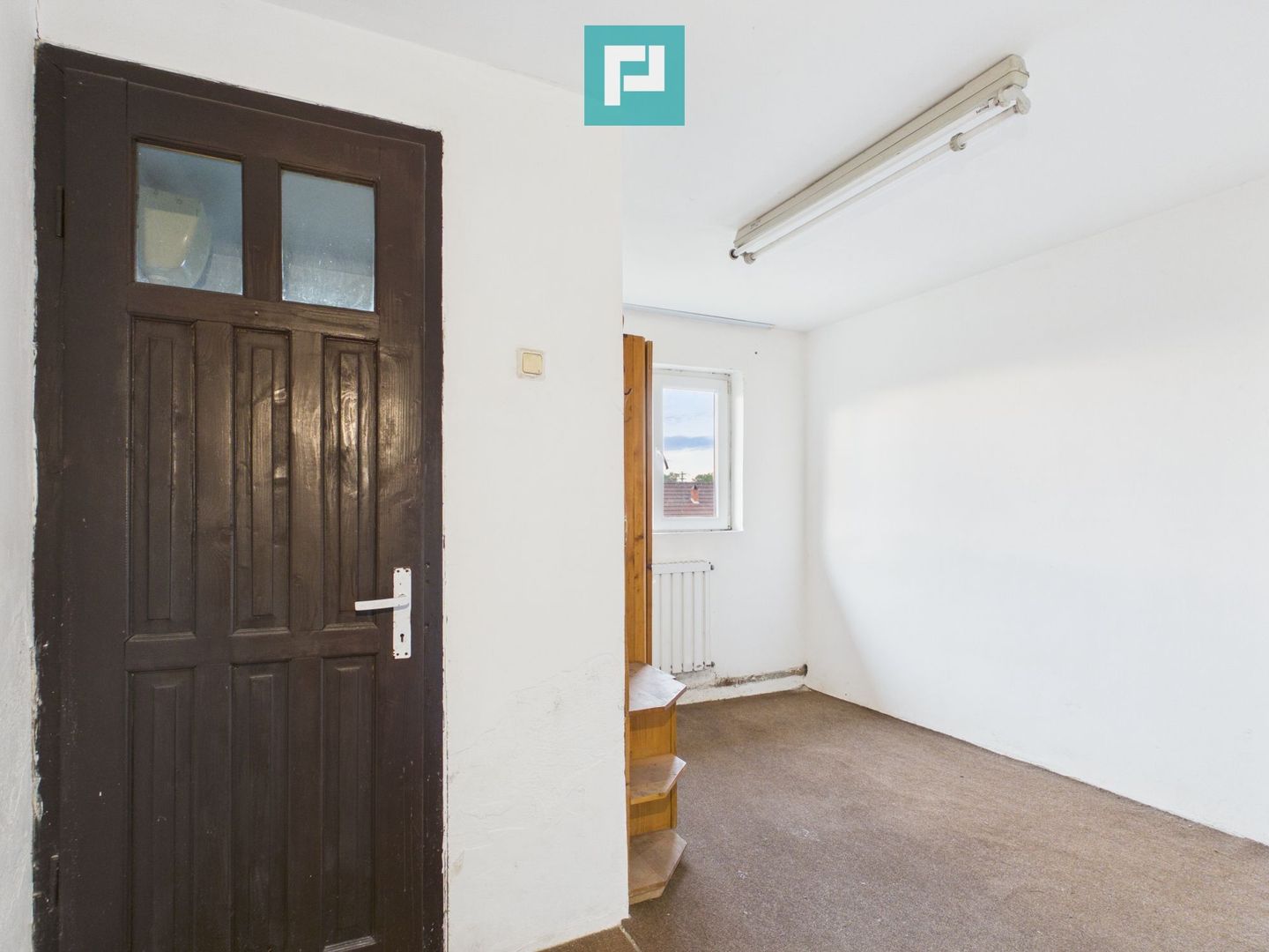 Proprietate impresionantă Sântana - 3500 mp utili - Poză 37