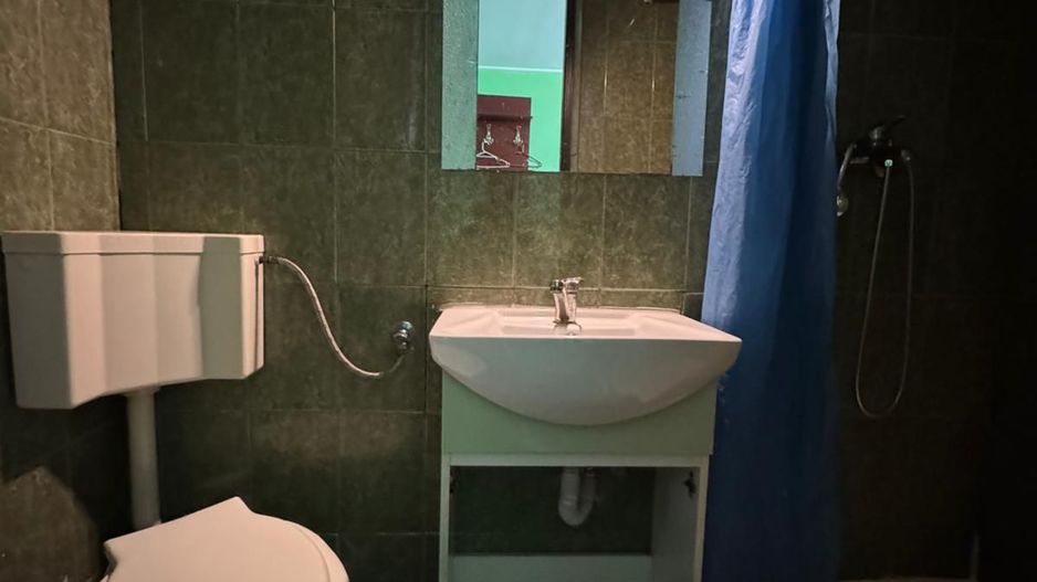 Casa de inchiriat, 25 camere, 25 bai, receptie,T719 - Poză 11