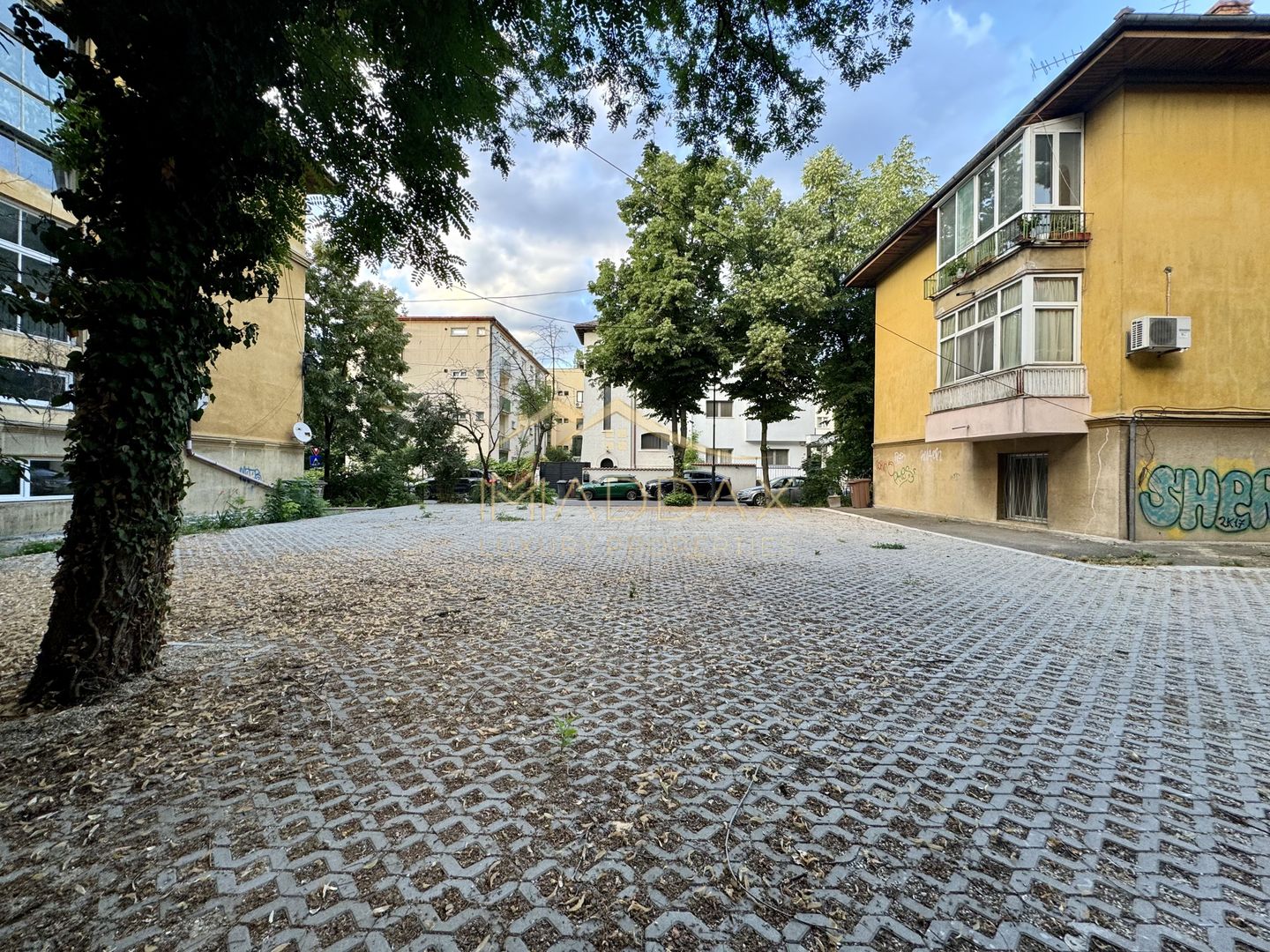 Teren intravilan ***414mp*** // Primaverii - Poză 5