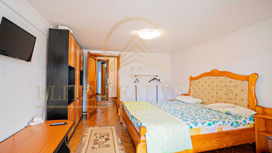 Pensiune/Aparthotel in Faleza Nord, 11 camere, Investitie cu potential - Poză 18