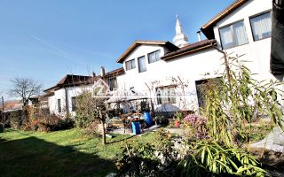 Casa 8 camere,4 bai,482mp,1.100mp teren,2 garaje,0% comision - Poză 17