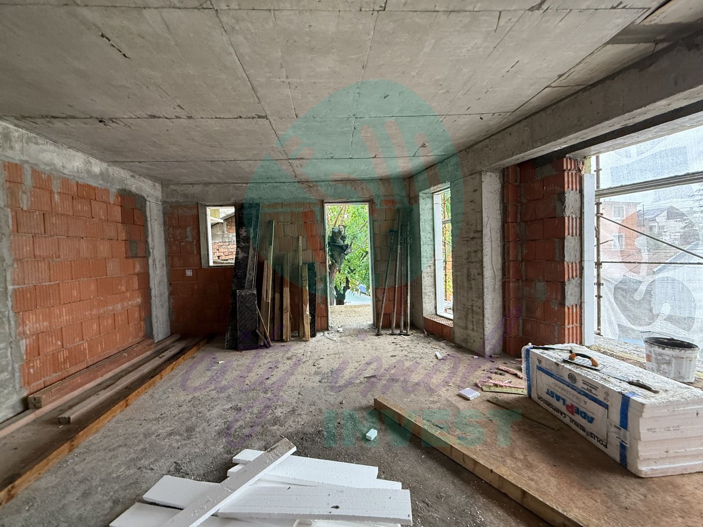 Bloc NOU langa parc si metrou cu loc de parcare si boxa - Poză 8