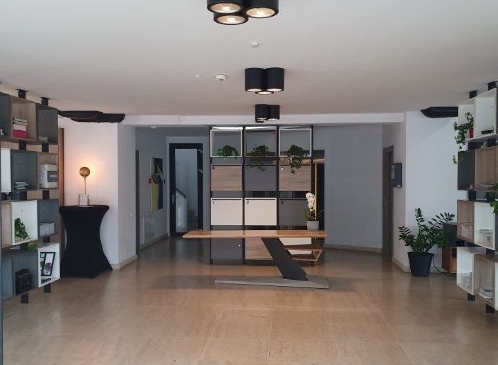 Spatiu office in cladire de birouri - Poză 10