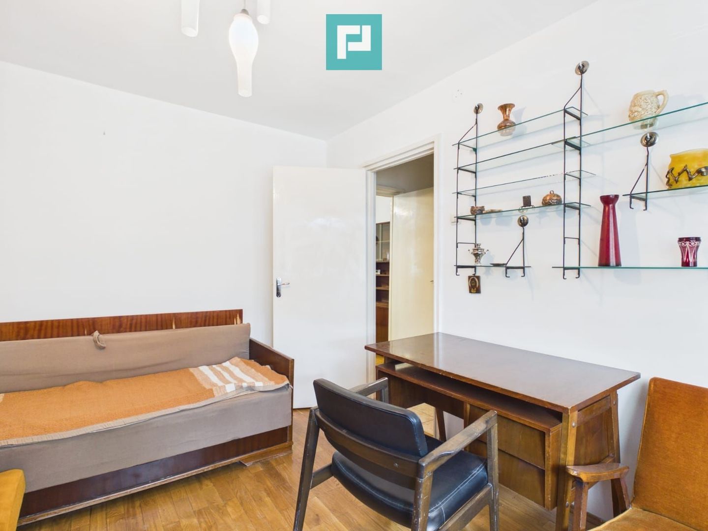 APARTAMENT 2 CAMERE LA PARTER, GRĂDIȘTE - Poză 11