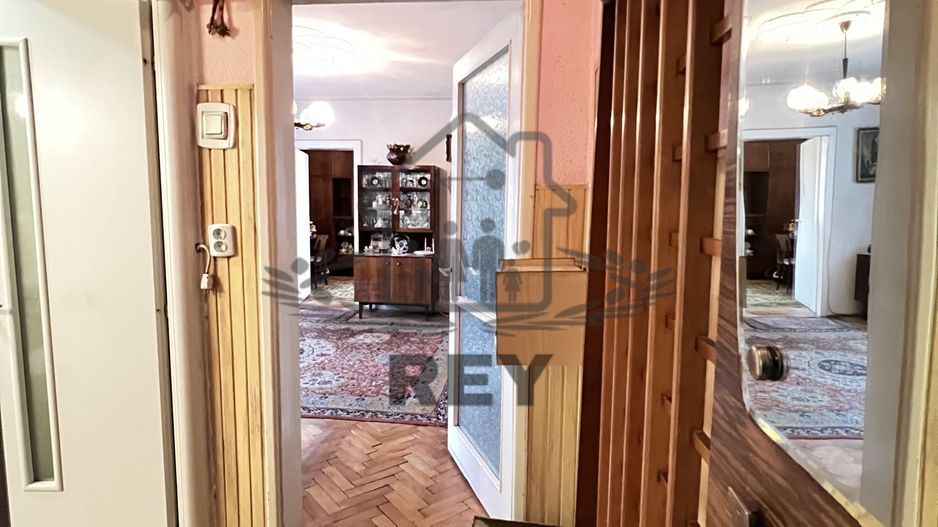 Apartament 2 camere Terezian/45 mp + balcon - Poză 18