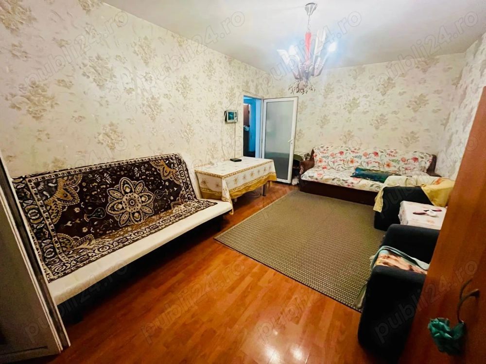 De vanzare apartament 3 camere, Pecineaga/Rahova - Poză 7