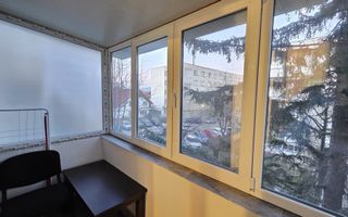 Apartament cu 3 camere de inchiriat la Et.2 intr-un Bloc din Traian - Poză 15