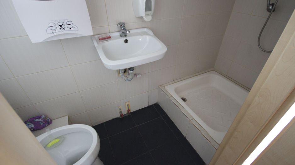 Cladire de birouri, SAD, parcare proprie, clinica medicala - Poză 20