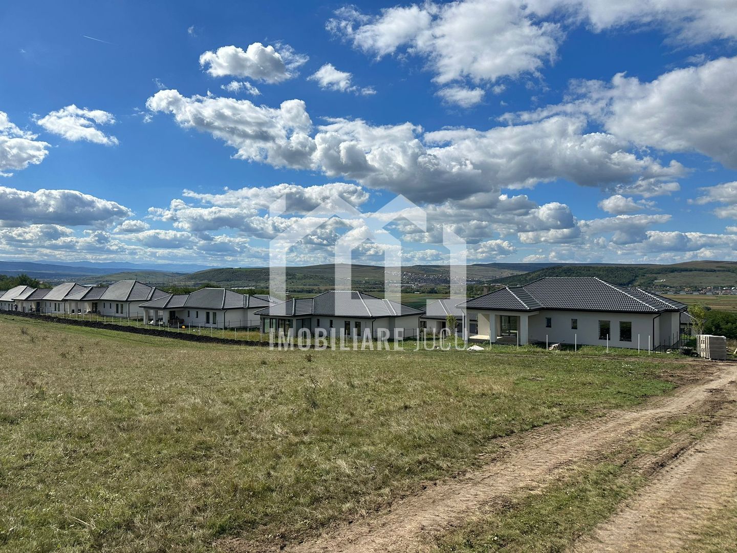 Teren intravilan 2.900 mp – Jucu de Sus, zona Luminiș - Poză 2