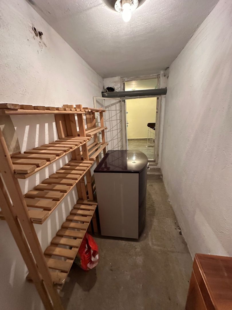 Apartament 5 camere in imobil tip asociatie zona Centrala - Poză 19