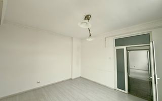 Vila spatioasa | Complet renovată | Central - Poză 10