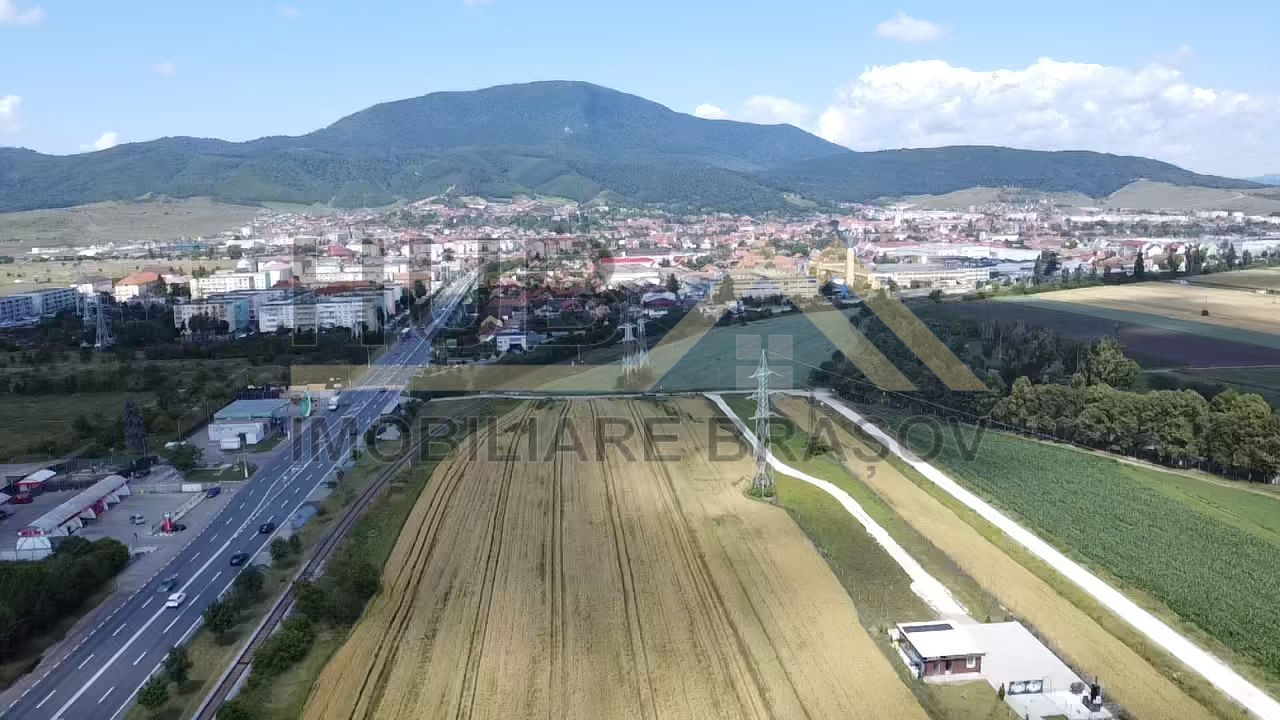 Teren Industrial Codlea | 22.500mp Necesar PUZ - Poză 5