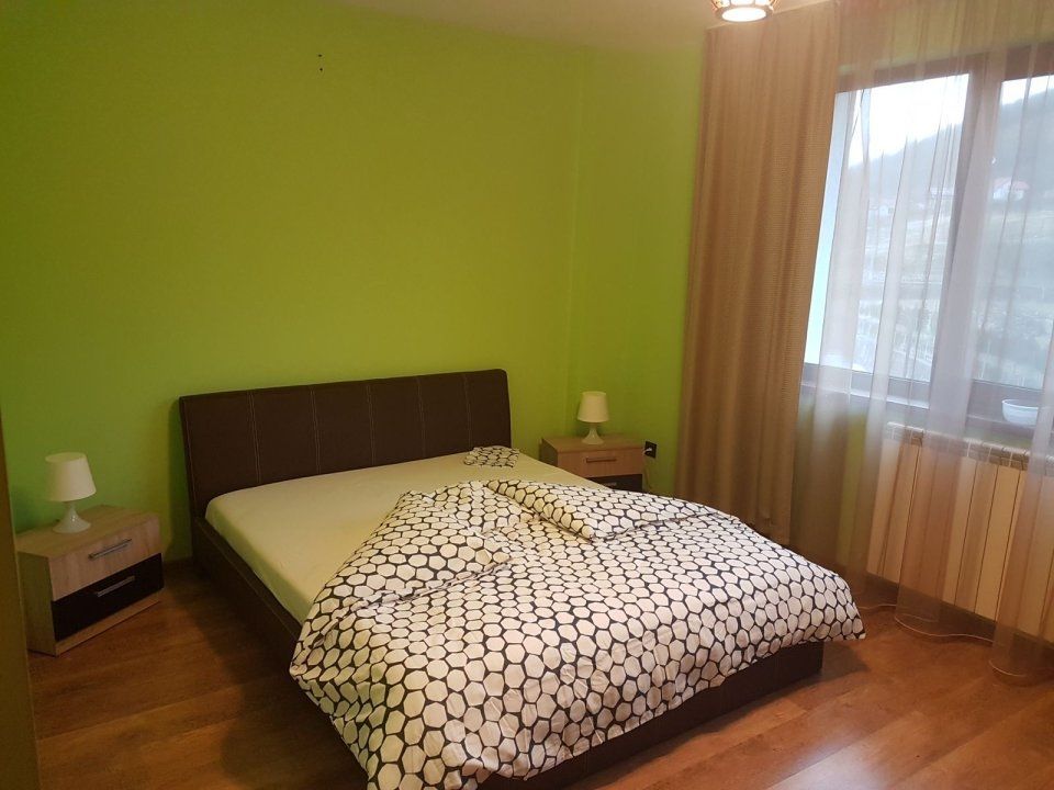 Închiriez apartament in vila - Poză 4