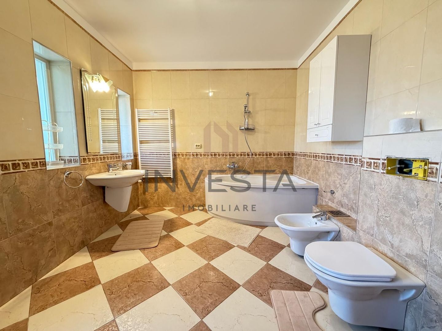 Casa spatioasa de 280 mp de inchirat, cartier Manastur, zona Campului - Poză 25