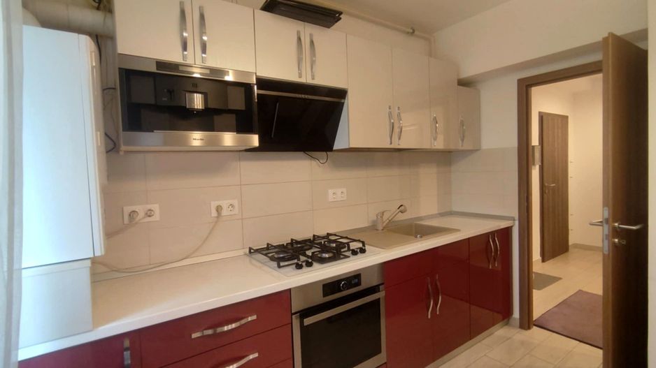 Inchiriem apartament 2 camere spatios intr-un bloc tip vila zona Tractorul - Poză 9