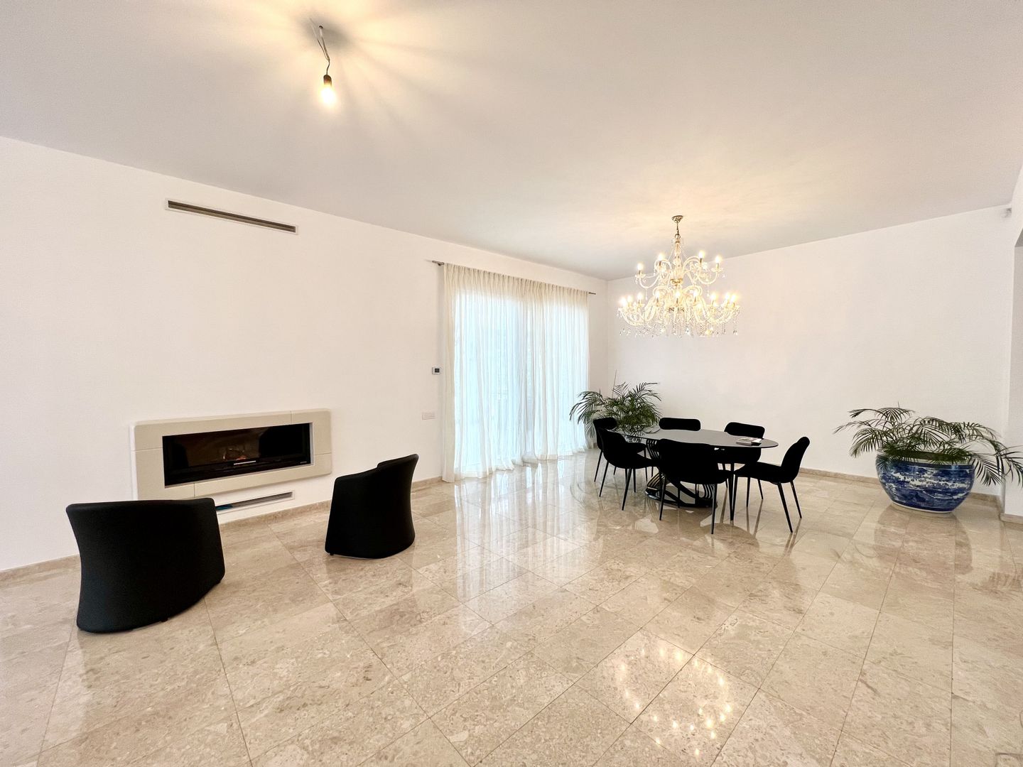 Proprietate deosebita suprafete generoase 580 mp teren 2076 mp - Poză 6