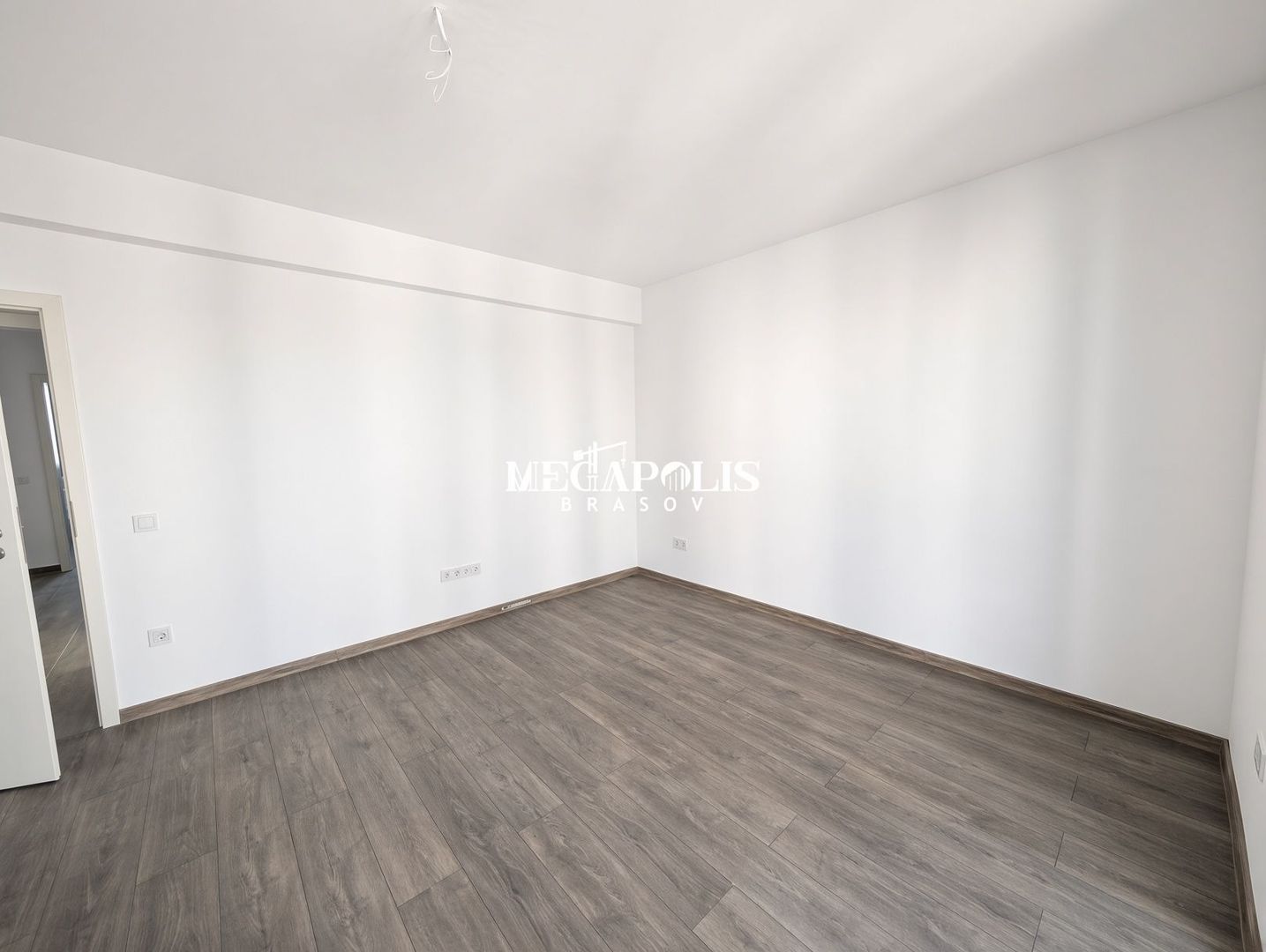 Apartament 2 camere Finisat - Poză 4
