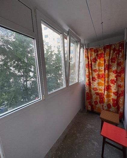 Apartament vânzare  zona de trafic  important , hipermarketuri, școala. - Poză 8