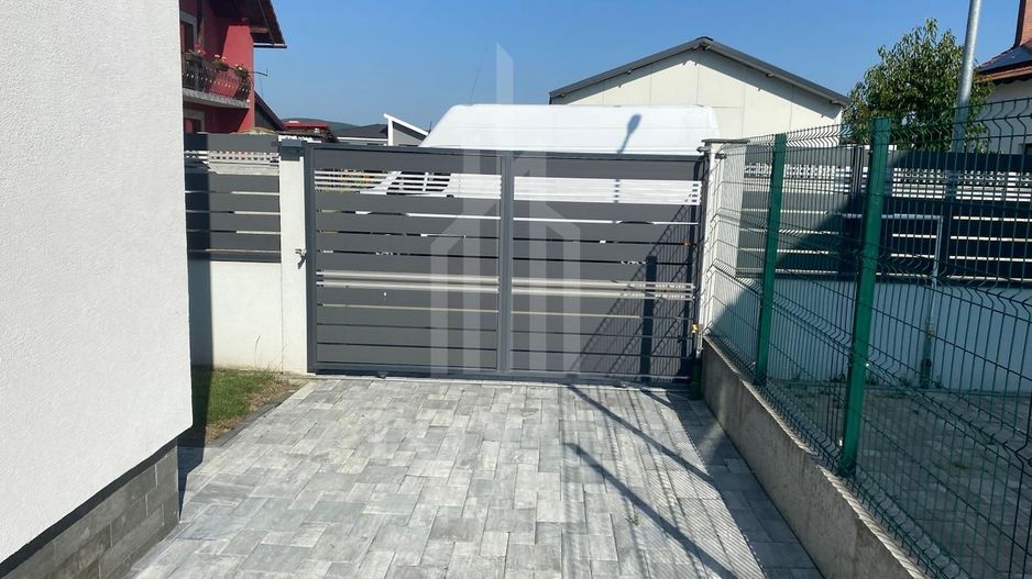 Casă de vânzare cu 4 camere | Loc. Cristian-Sibiu - Poză 2