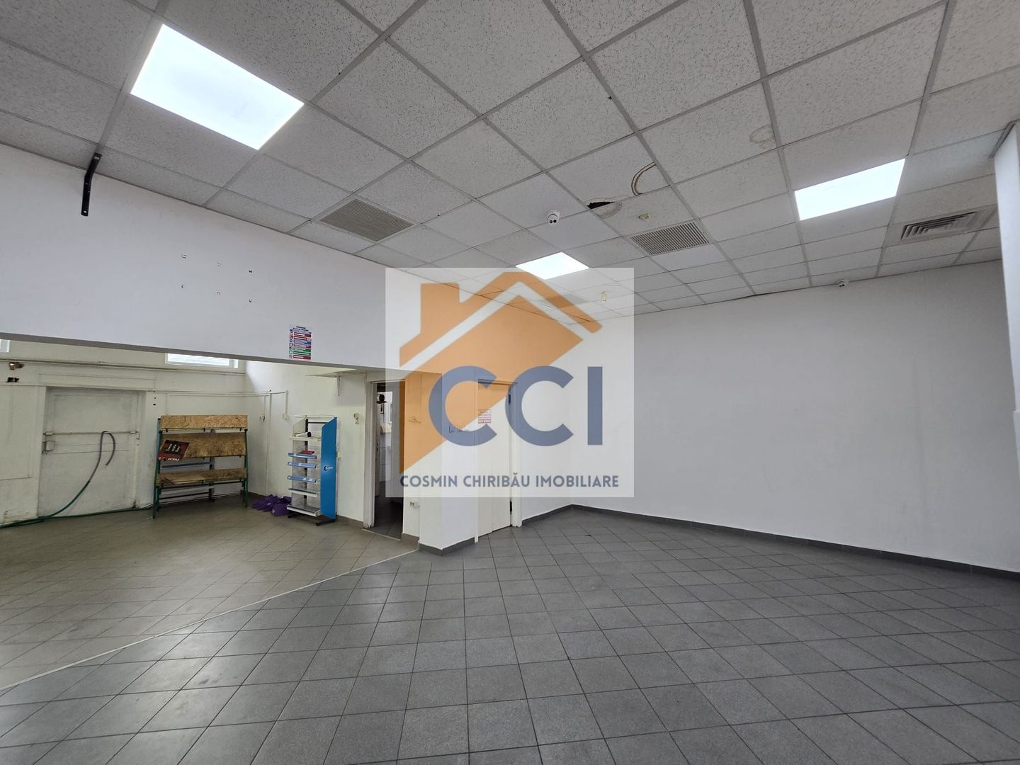 Spatiu comercial in inima cartierului Cornisa - Poză 22