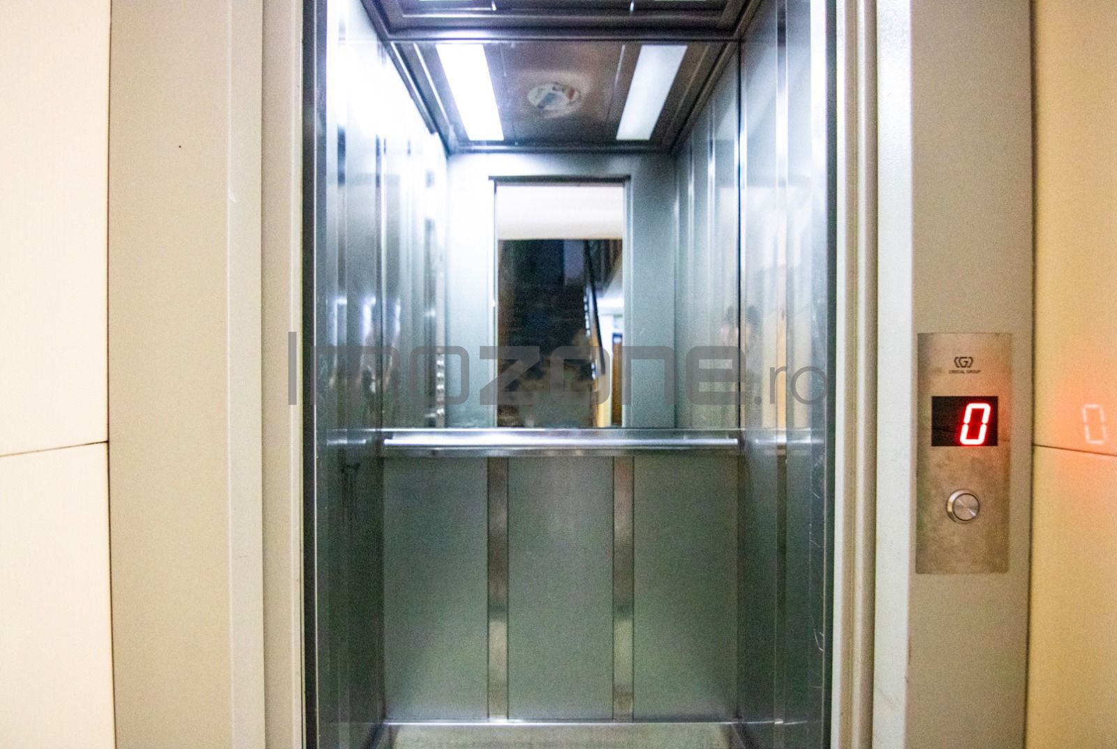 Gorjului, 3 camere la pret de 2, etaj 8/8, 69 mp, 2 bai, bucatarie mare, 1982 - Poză 14