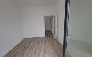 Apartament 3 camere 2 bai terasa curte si 2 locuri de parcare Selimbar - Poză 13