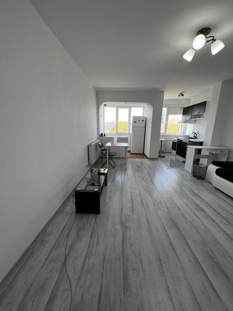 garsoniera Titan - Costin Gerogian metrou - Poză 2