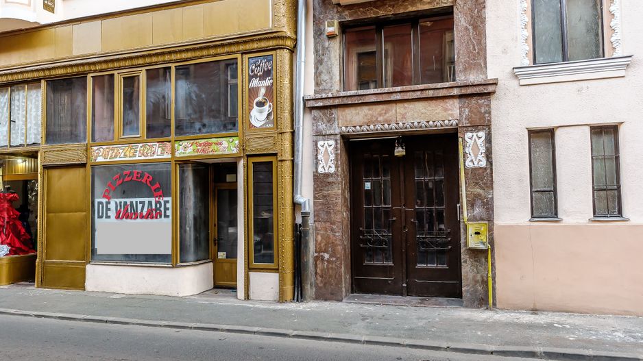 VANDUT ! Apartament cu 4 camere în Palatul Bohuș, Arad - Poză 11